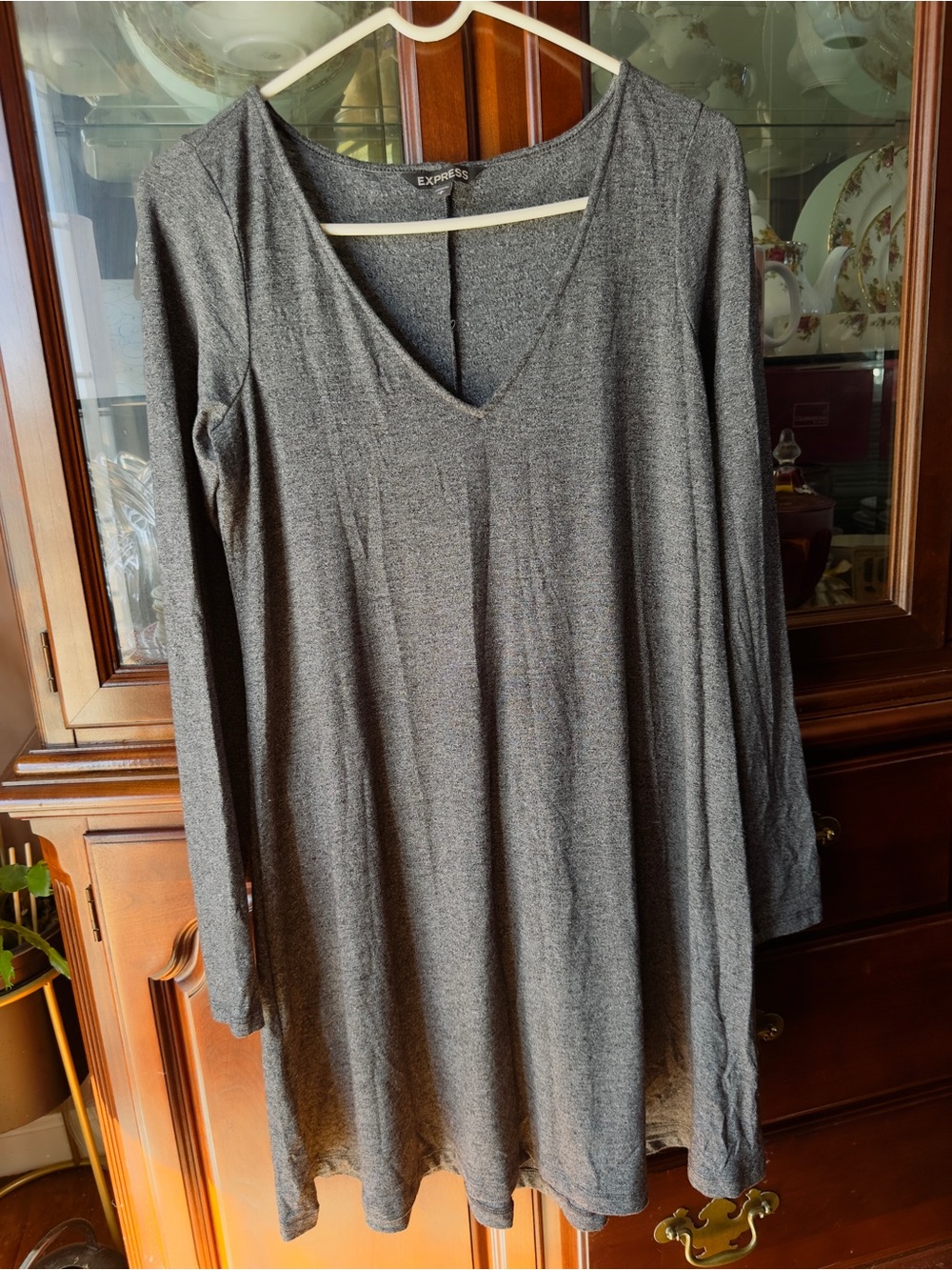 Express Women's Charcoal Gray V-Neck Long Sleeve Tunic